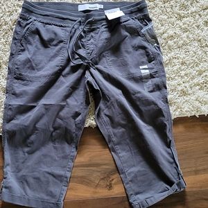 Sonoma size 14 capris